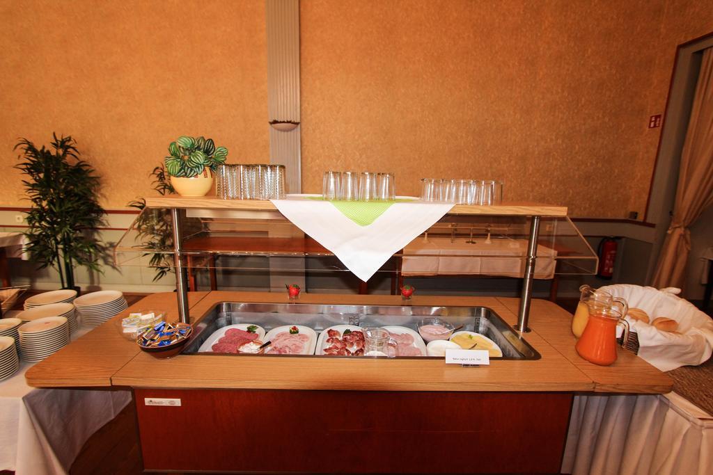 德意志豪斯酒店 诺特海姆 外观 照片